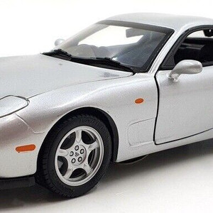 1:18 1/18 교쇼 마쯔다 rx7 다이캐스트 구매합니다.