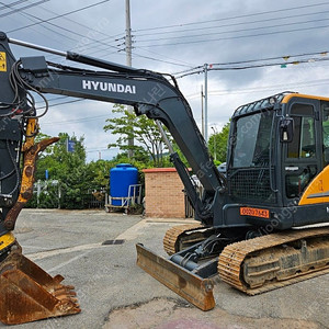 현대 HX60MT 2020년식 가동4천 대한회전링크 코끼리집게 02 중고굴삭기