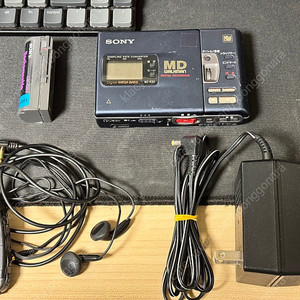 Sony MD MZ-R30 소니 MD 플레이어 판매합니다