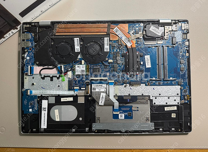 HP 15-cs2083TX 노트북 부품용--3