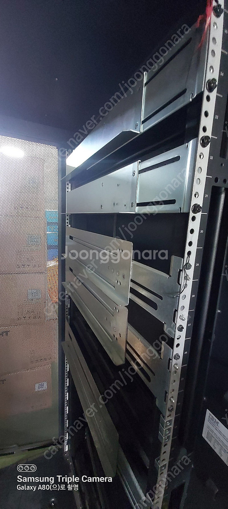 서버랙 일괄 판매합니다.--4