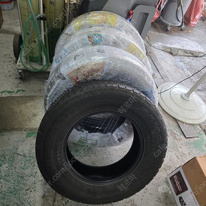 브리지스톤 듀얼러A/T 255/70R18타이어