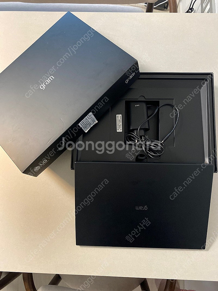 Lg그램 16인치 (16ZD90P-GX5BK) 판매합니...--0