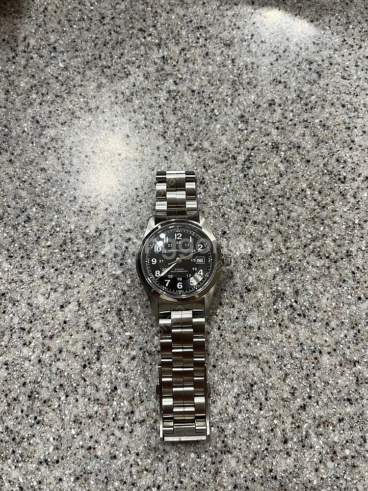 해밀턴 카키필드 오토매틱 42mm 판매합니다--3