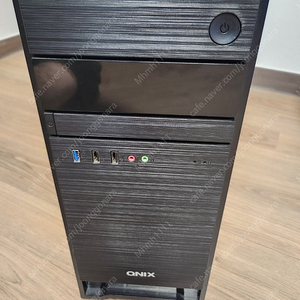 Qnix 데스크탑 pc 판매합니다