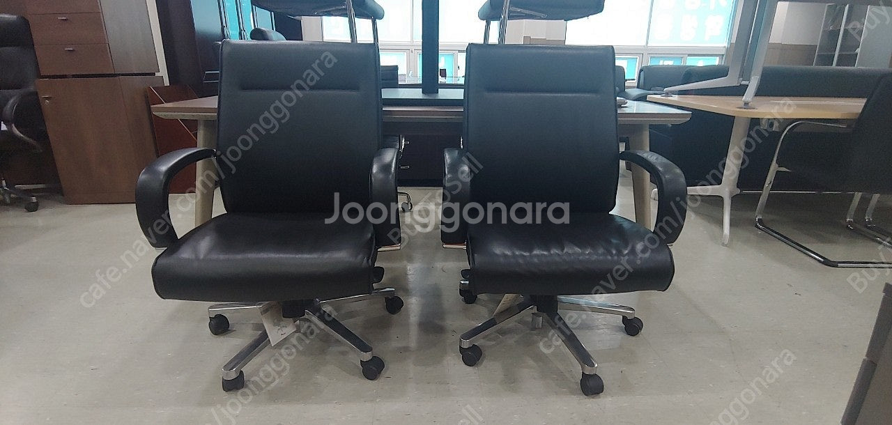 A급 퍼시스 중역회의용의자 마르쿠스 레가시 프로나드의자...--4