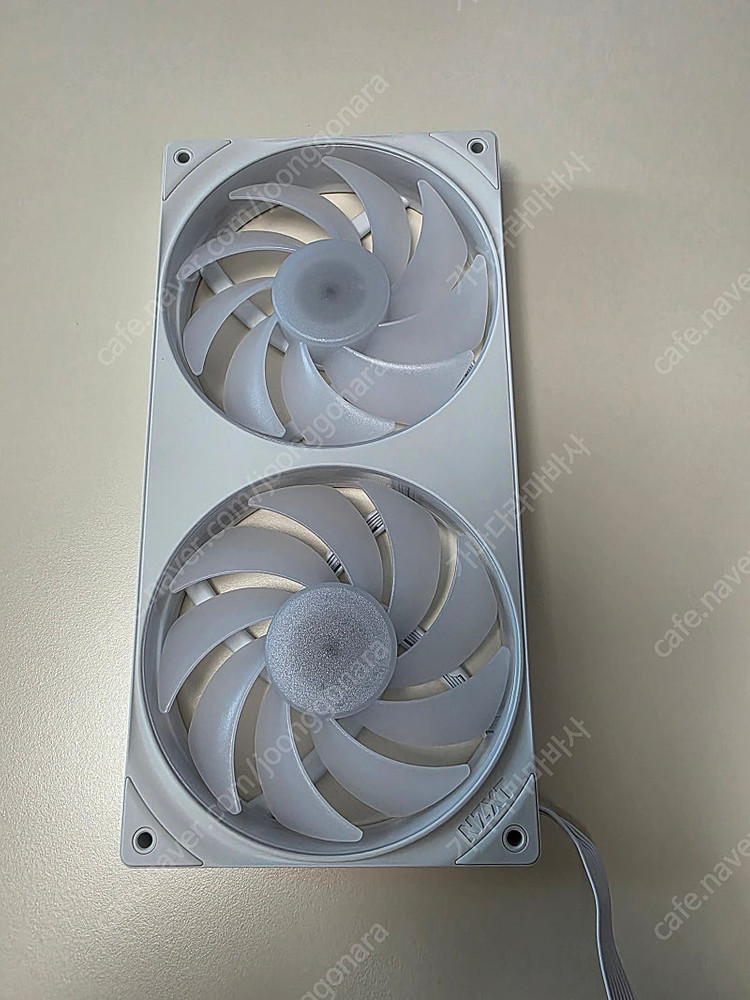 NZXT F240 RGB CORE White--1