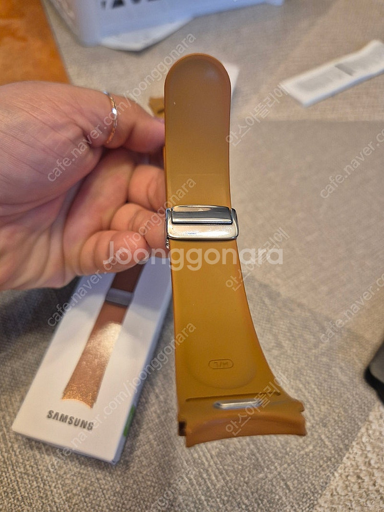 갤럭시 워치 하이브리드 에코 가죽 밴드--5