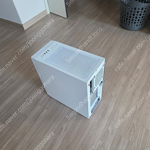 3RSYS S700 에스프레소 화이트 케이스 미들타워 PC 케이스 팝니다