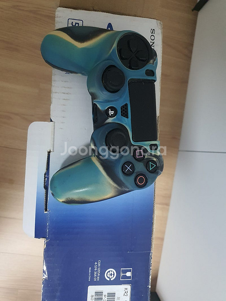 PS4 500GB 제트블랙 팝니다. 택포 10만--2
