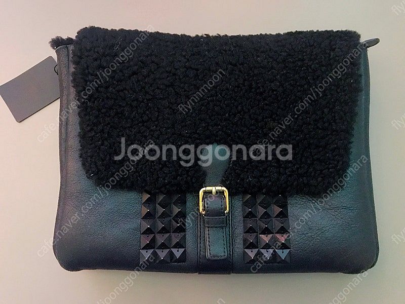 MCM x PHENOMENON 콜라보 한정판 파우치 (...--0