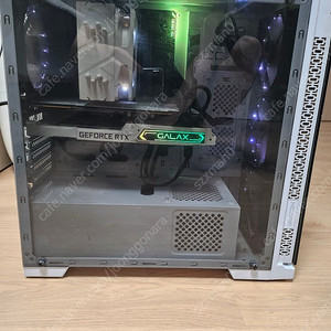 i7 8700, Rtx 2080 본체 팝니다(모니터 추가가능)