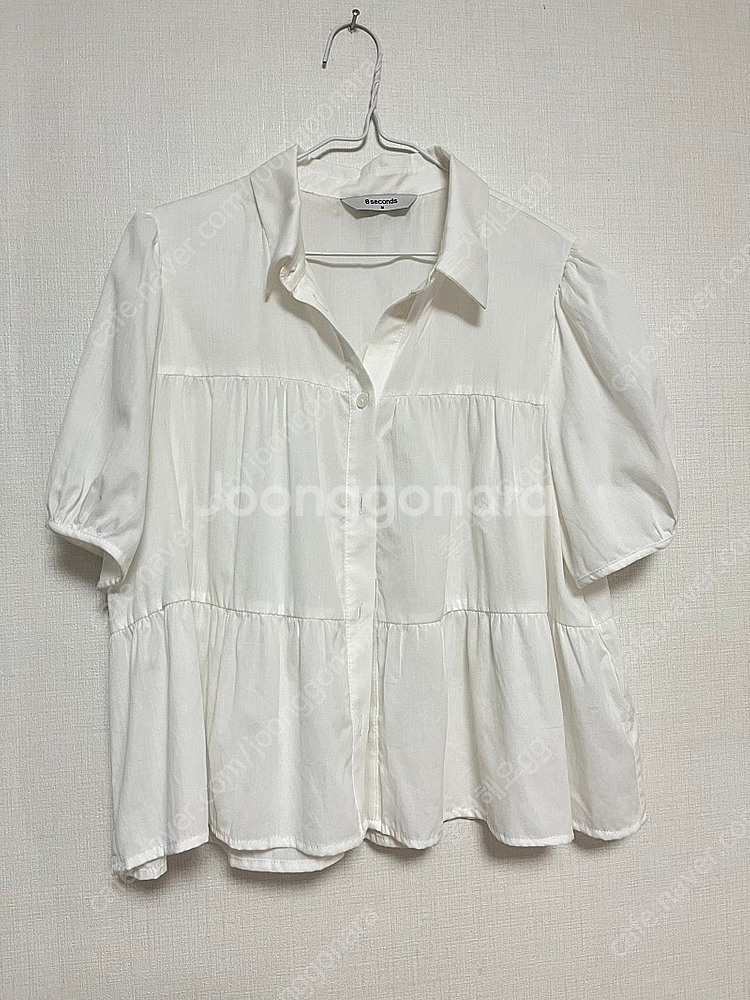 흰색 프릴 반팔 블라우스 새것--0