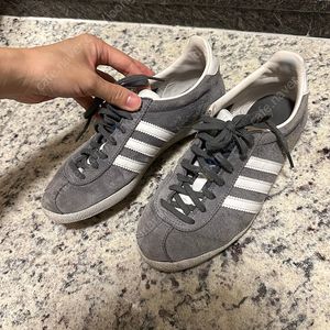 아디다스 가젤 230