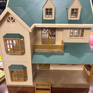 실바니안초록지붕3층집