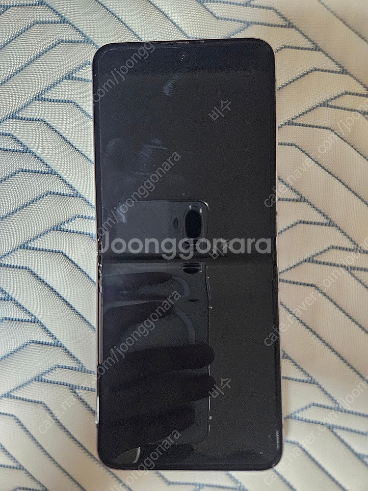 삼성 갤럭시 Z플립5 256GB(액정파손) 판매--1