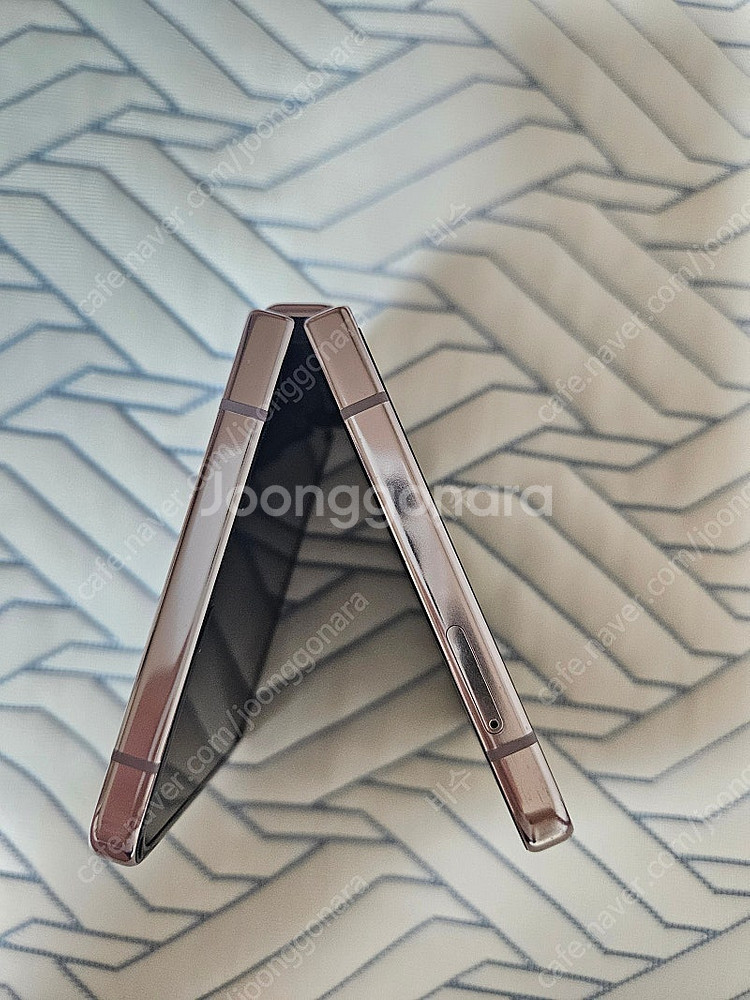 삼성 갤럭시 Z플립5 256GB(액정파손) 판매--5