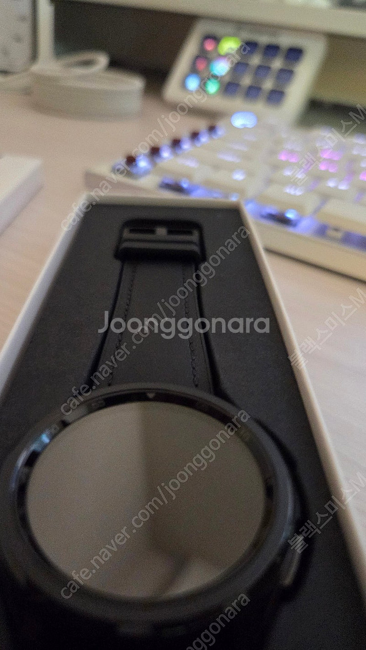 갤럭시워치6클래식 43mm 블랙1개, 화이트1개, 스트...--2