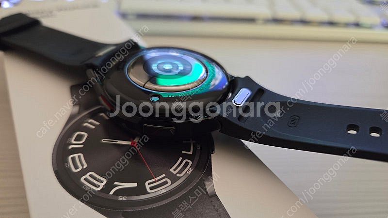 갤럭시워치6클래식 43mm 블랙1개, 화이트1개, 스트...--8