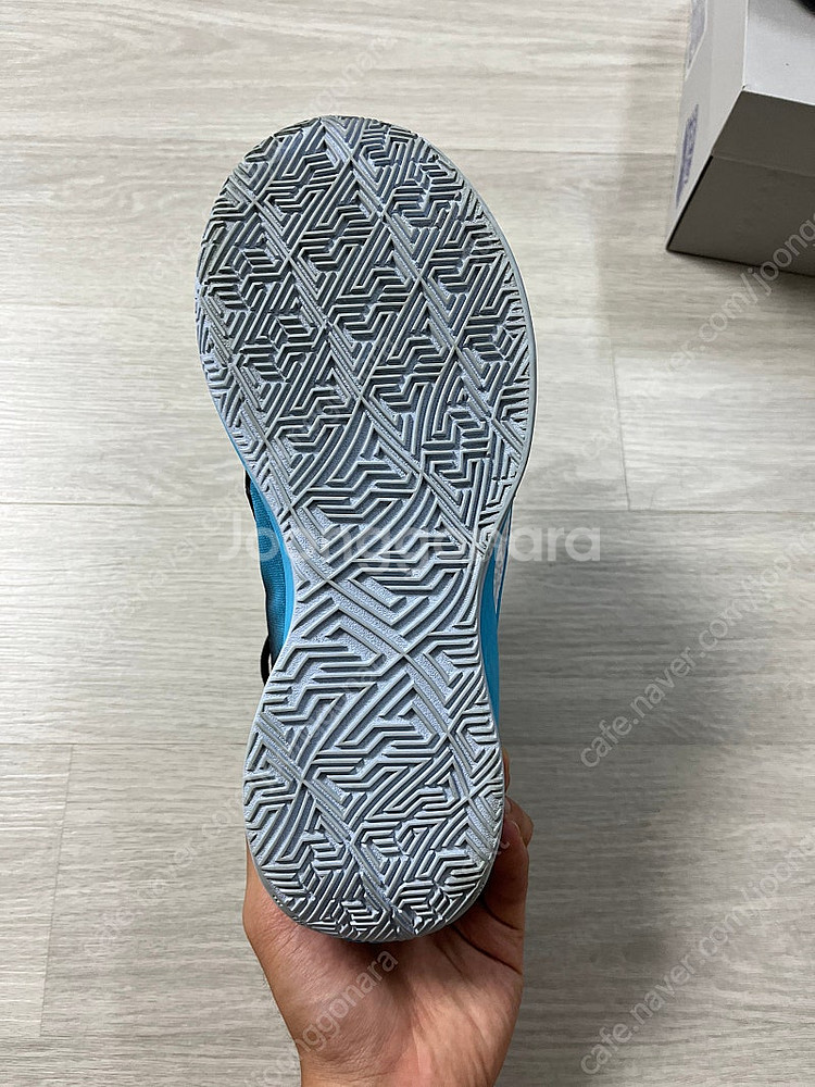 나이키 줌프릭6 농구화 275--1