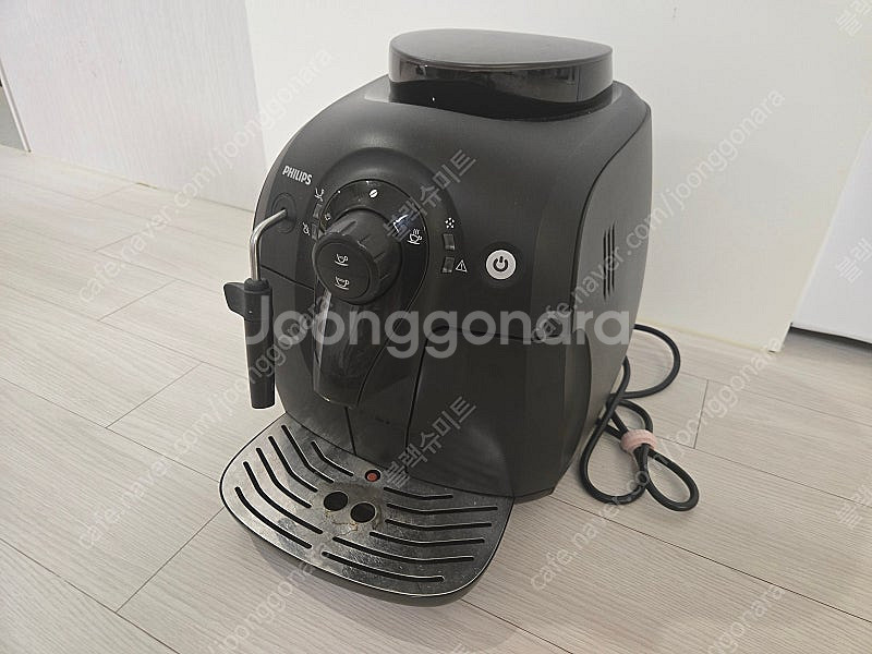 필립스 전자동 에스프레소 머신 HD8651 저렴하게 내놓습니다. (9만)--0