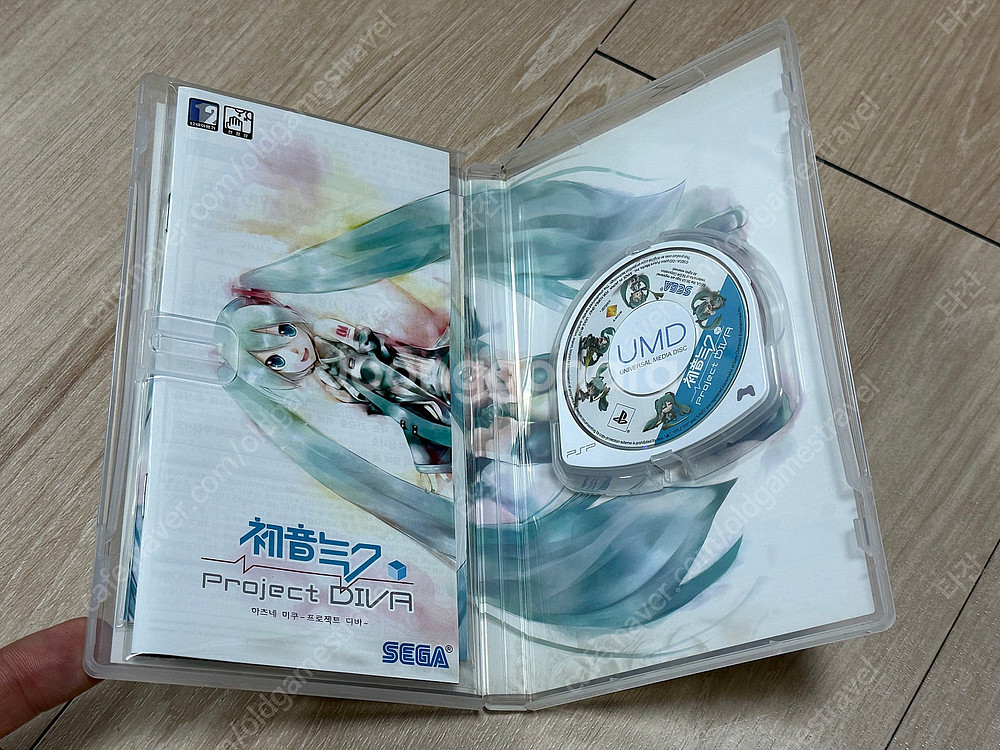 PSP 하츠네 미쿠 프로젝트 디바/메탈기어 솔리드 피스...--3