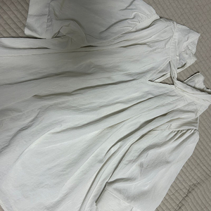 헤이즐 블라우스