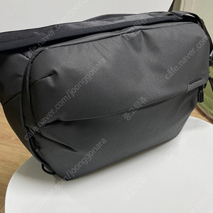픽디자인 에브리데이 v2 10L 슬링백 블랙 팝니다.