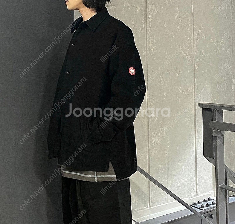 [L] 카브엠트 웰트 포켓 빅 셔츠 블랙--6