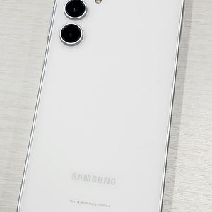 갤럭시 S23FE 크림색상 256용량 새상품컨디션 초SS급 선물추천용 단말기 32만 판매합니다