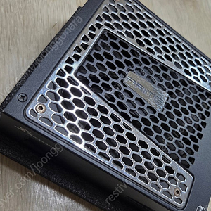 시소닉 PRIME GOLD GX-1300 풀모듈러 1300W 파워 판매합니다.