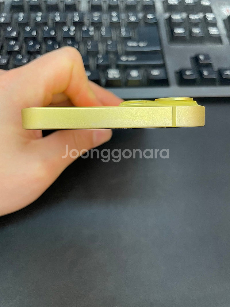 아이폰14 옐로 128GB 상태좋은 중고45만팝니다.--3