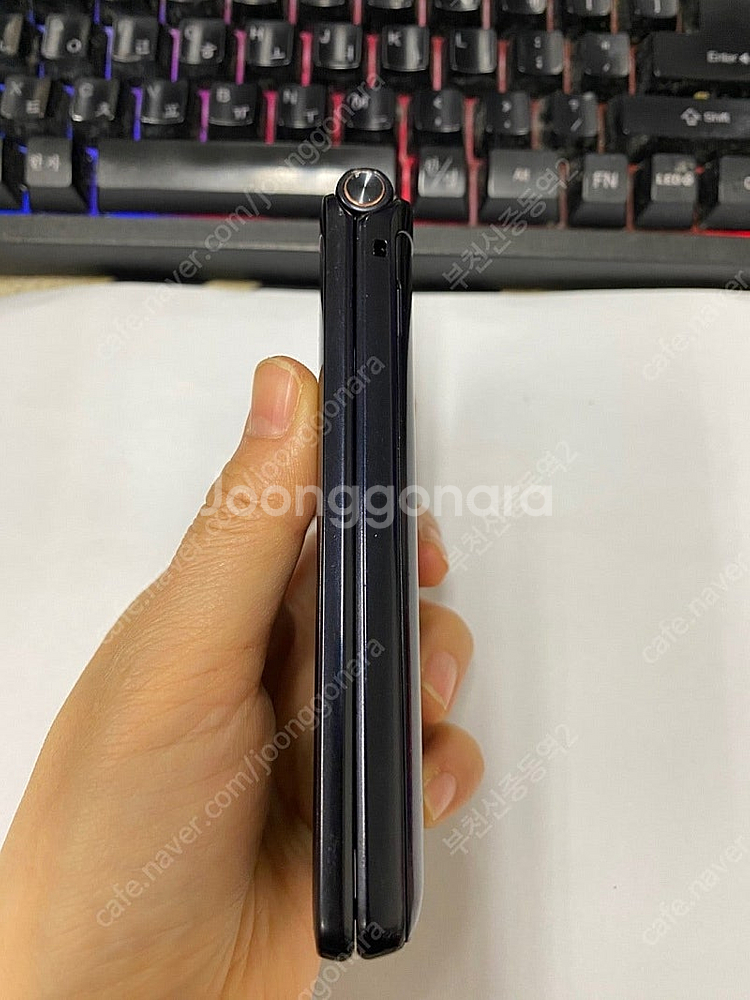 024046 KT 갤럭시폴더2 20년형 블랙 32GB ...--4