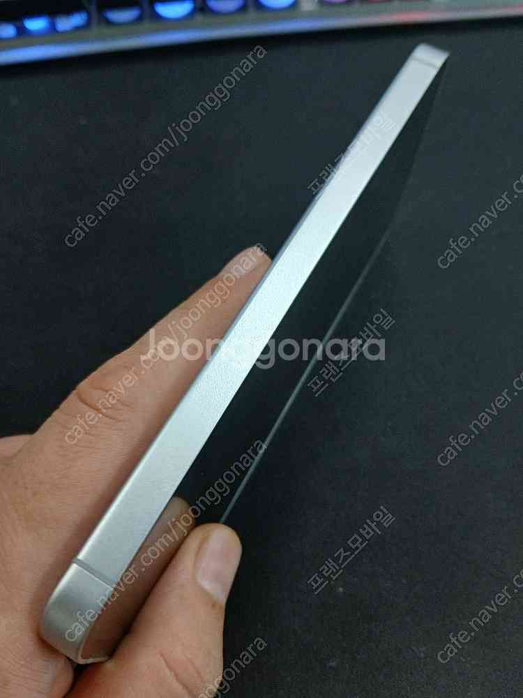 갤럭시 S24FE 256G 블루 새상품급 팔아요[46....--5