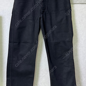 르메르 23FW 르메르 커브드 5 포켓 팬츠 48size/JW앤더슨 트위스트 로고패치 워크웨어 데님 팬츠 28/JW앤더슨 앵커 로고 트위스트 버뮤다 쇼츠 IT48 size