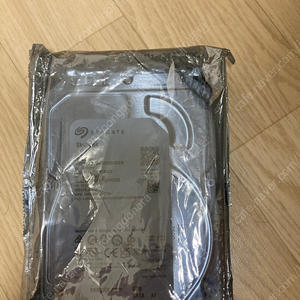 시게이트 스카이호크 6tb 미개봉 팝니다.