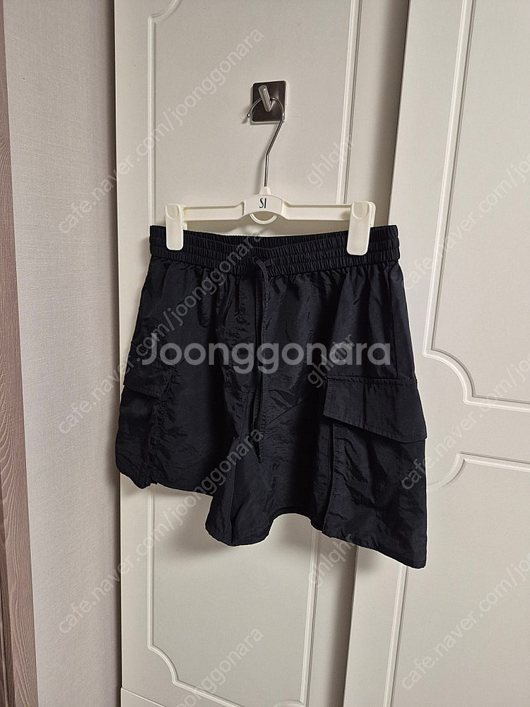 에잇세컨즈 나일론 반바지--1