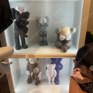 카우스 피규어