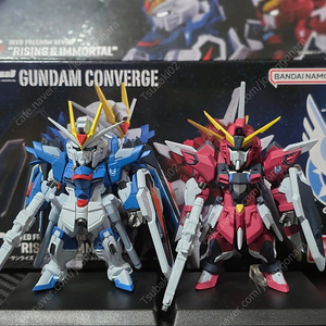 건담 컨버지 라이징 프리덤 +임모탈 저시티스 세트 팔아요.