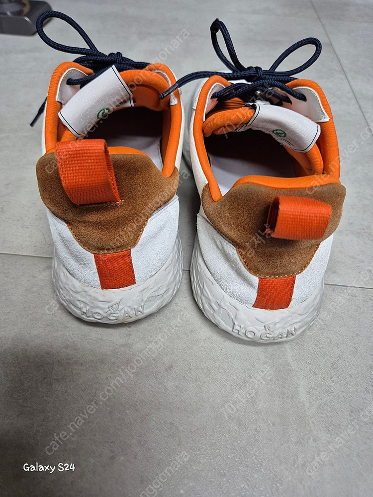 스니커즈 운동화 트레킹화 호간 HOGAN 265사이즈 9만원 캠퍼 CAMPER 270사이즈 2만원 산드로 sandr... 이미지