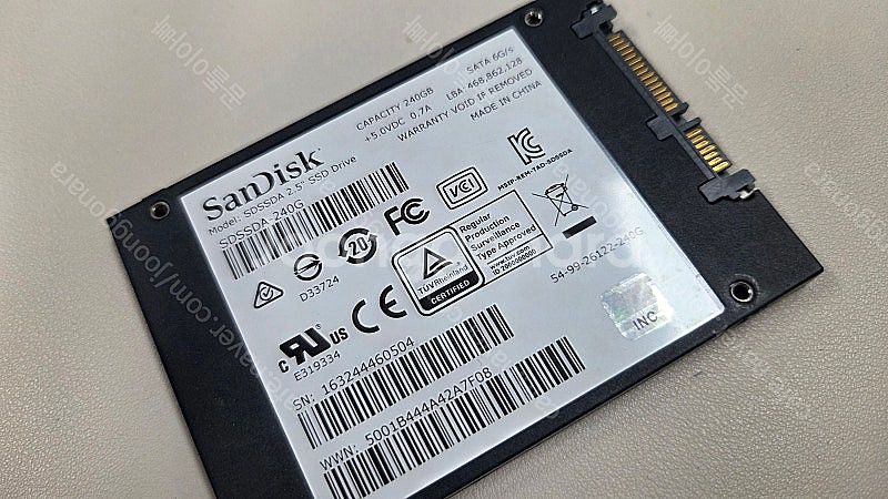 Sandisk SSD 240G 외 SSD 팝니다.--1