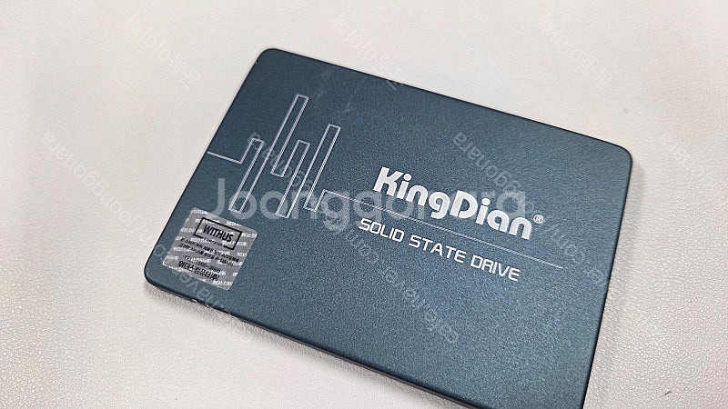 Sandisk SSD 240G 외 SSD 팝니다.--2