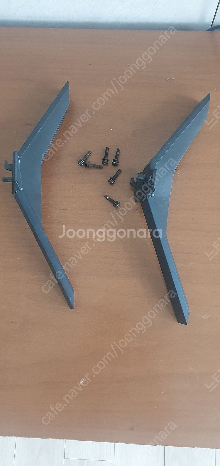 LG 65UR642S0NC 스탠드 다리--0