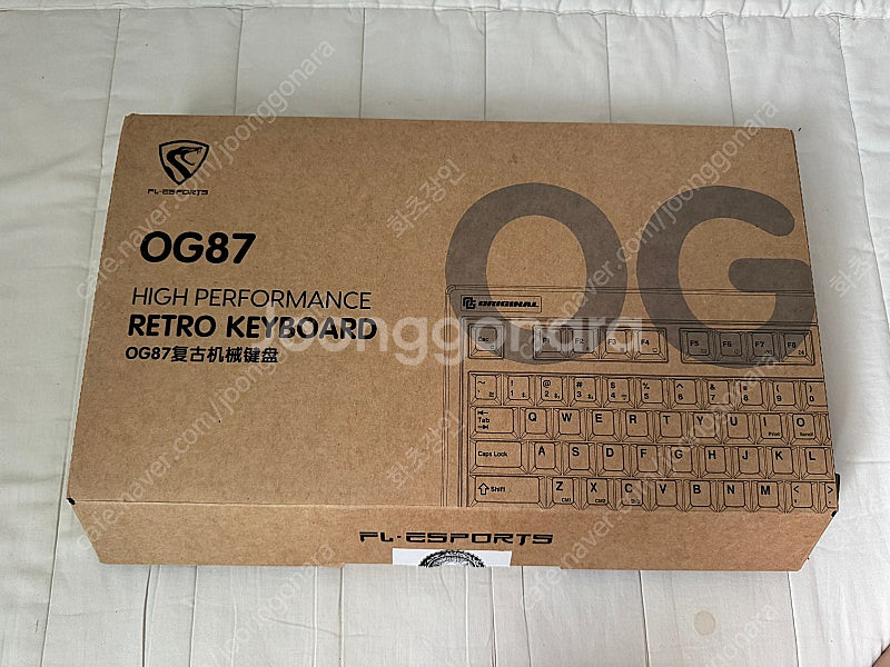 FL-esports og87 키보드 레트로그레이 저소음 크림축 팝니다--2