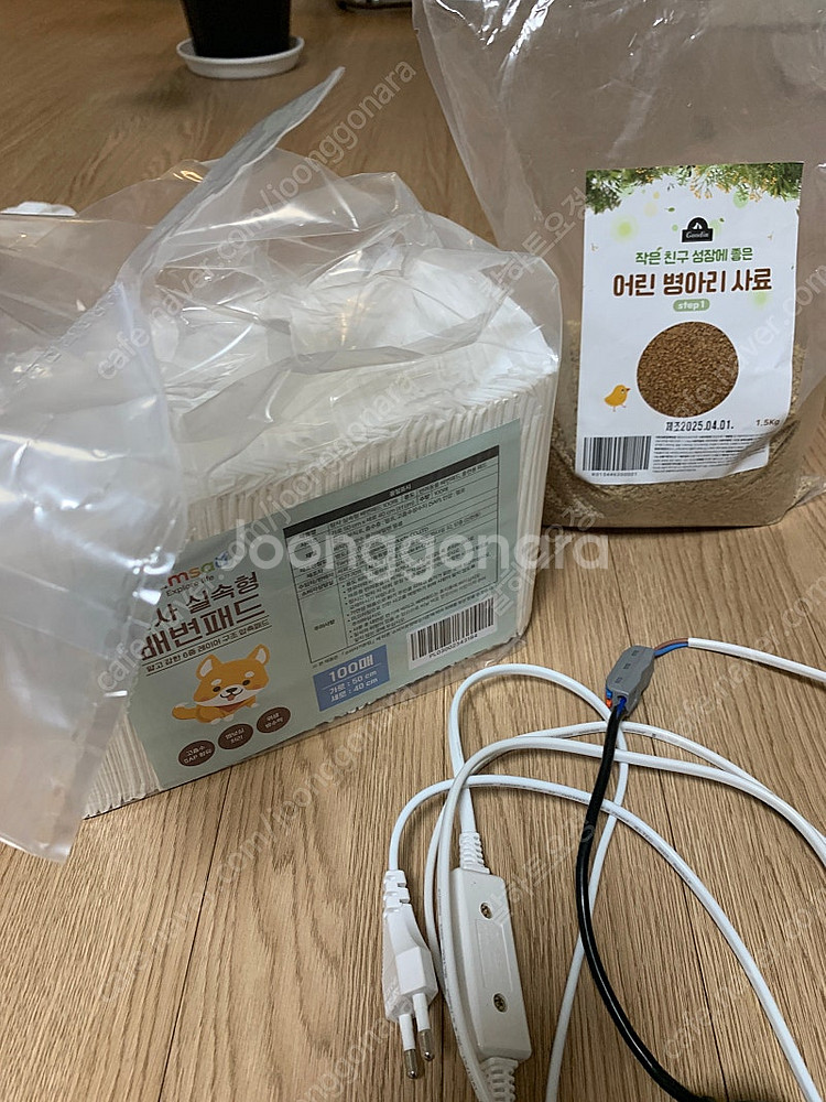병아리 부화기 + 사육장 +전등 + 사료 + 배변패드--3