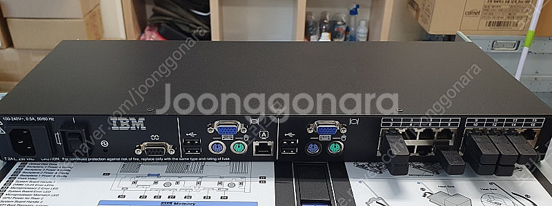 IBM KVM Switch--1