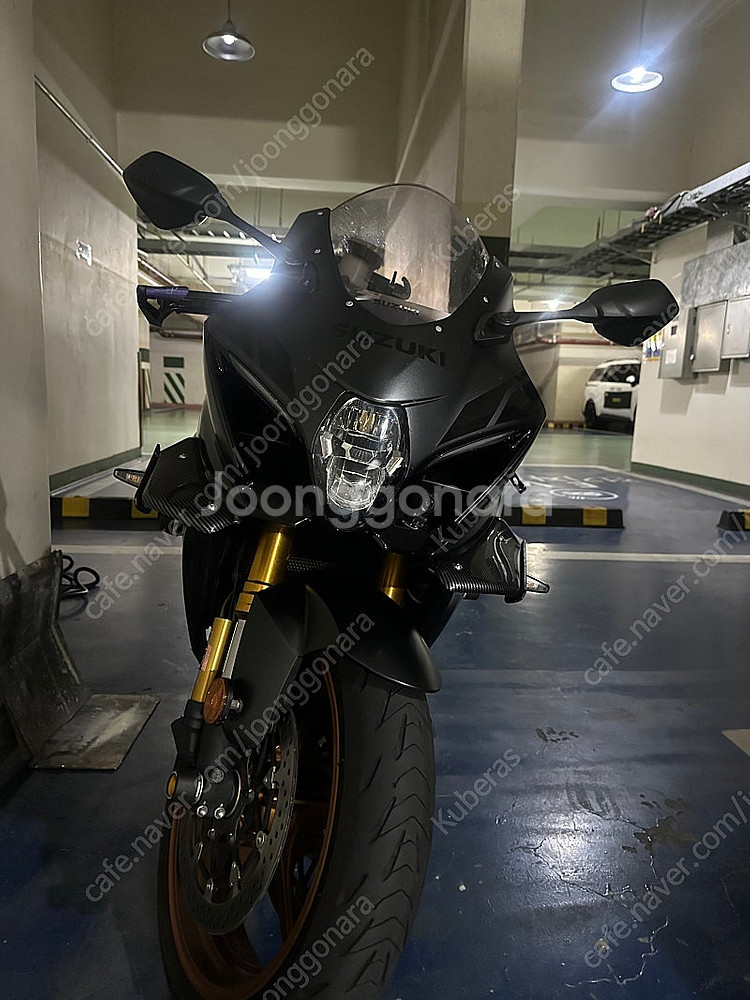 21년식 Gsxr r1000r 블랙 에디션--3