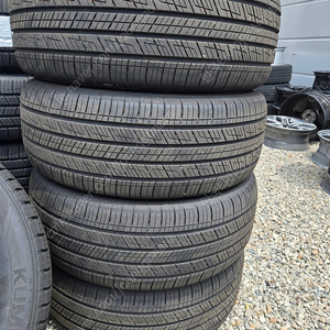 [판매] 금호 크루젠 HP71 265/65R17 245/60R17 임판 타이어 팝니다