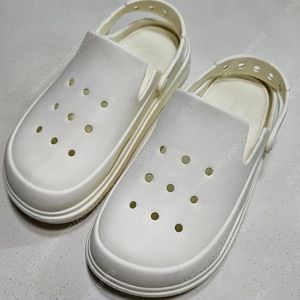 폴더 라벨 구름클로그 화이트(크록스 대용) 270사이즈