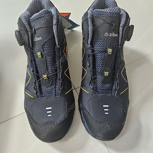 ZB-166,K2-36 안전화 270사이즈 택포 일괄10만원에 팝니다.
